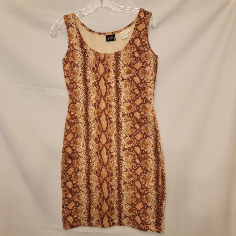 Boutique Europa Dress. Size Small